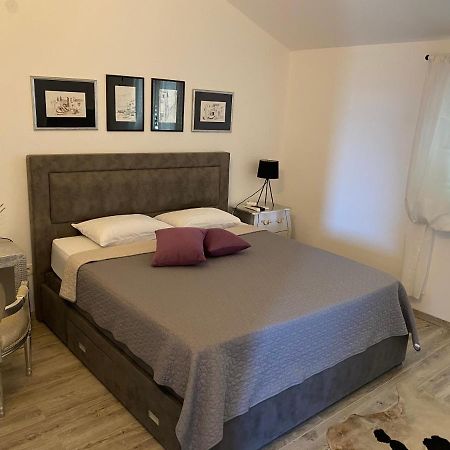 Loft Infinity Apartment Petrovac Екстериор снимка
