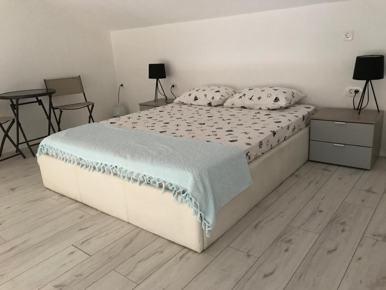 Loft Infinity Apartment Petrovac Екстериор снимка